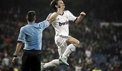 Mourinho: "Modrić je sjajan igrač, brzo se prilagođava i bio bih oduševljen kada bi tako nastavio"