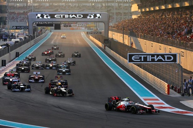 Kimi Raikkonen uzeo ponuđeno, Vettel se vratio iz "mrtvih"