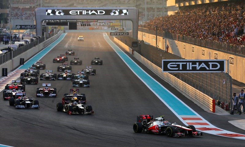 Kimi Raikkonen uzeo ponuđeno, Vettel se vratio iz "mrtvih"