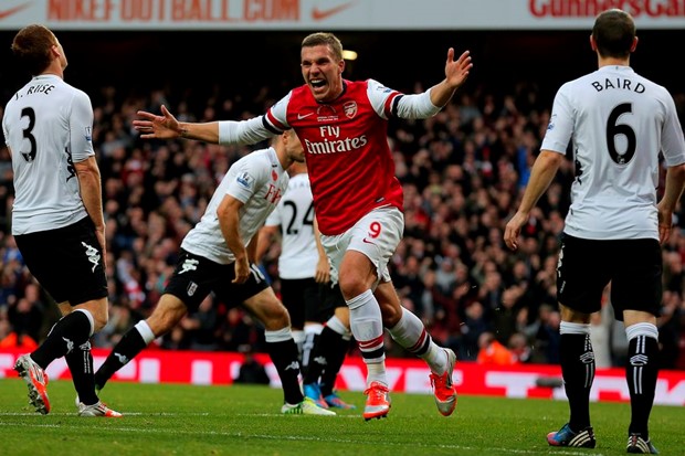 Jelavić zaokružio Evertonov preokret, Arsenal vodio 2:0 pa jedva spasio bod