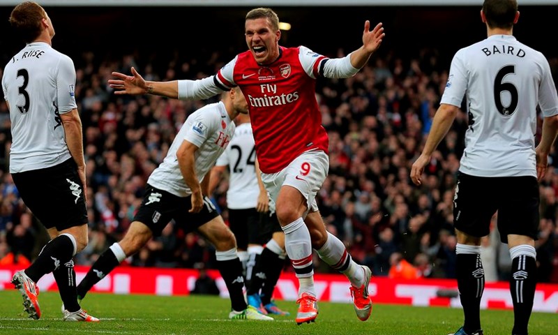 Jelavić zaokružio Evertonov preokret, Arsenal vodio 2:0 pa jedva spasio bod
