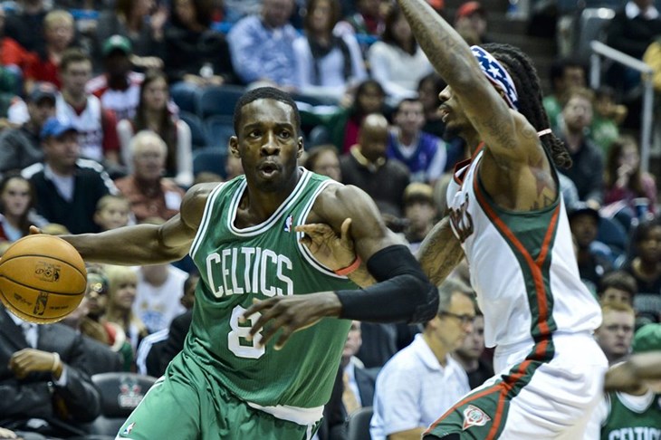 Spursi do šeste pobjede, Pistonsi i dalje u ponoru