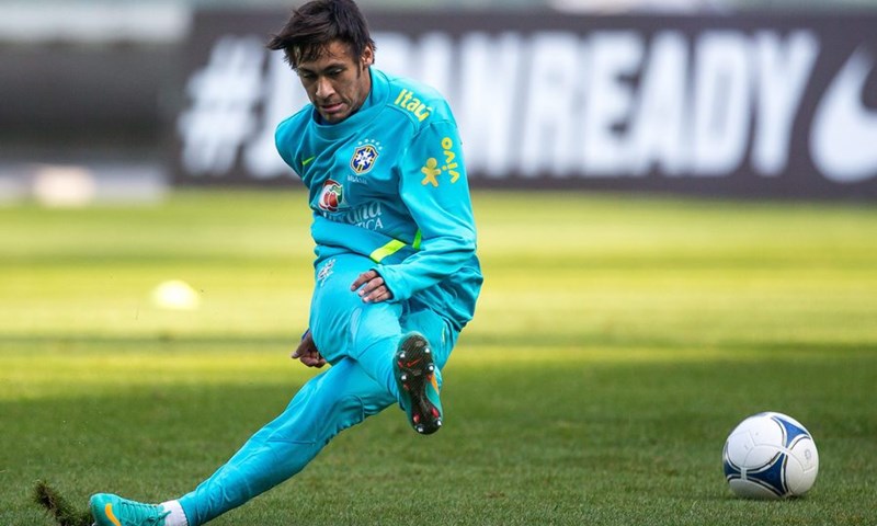 Deco: "Neymar je spreman za Europu. Igra na istom nivou kao Messi i Ronaldo"