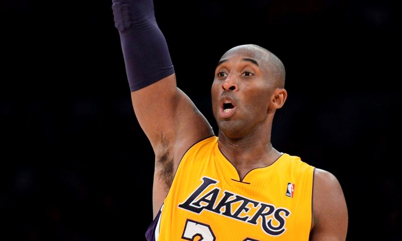 Video: Večer bez iznenađenja, Kobe do jubileja u pobjedi