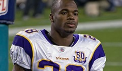 Adrian Peterson - probijač koji od samog početka trči prema povijesti