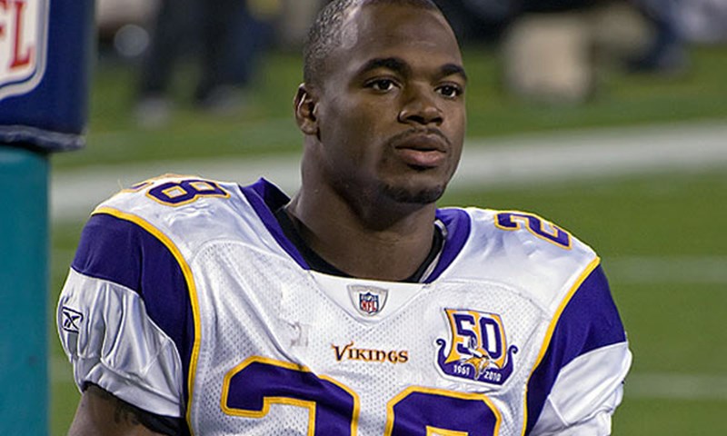 Adrian Peterson - probijač koji od samog početka trči prema povijesti