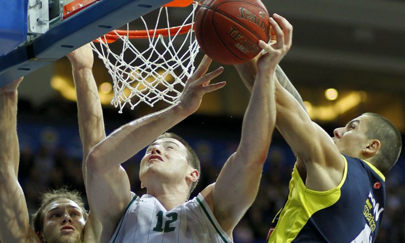 Bogdanović povukao Fener protiv Ljubljančana, suigrači pratili