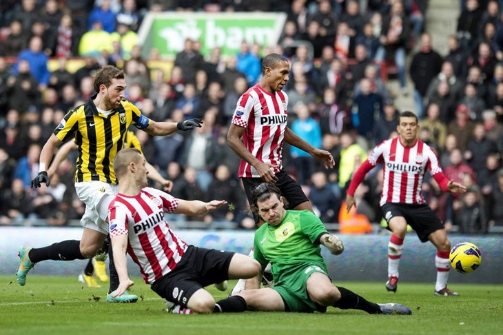 Video: Bony dokazao koliko je nedostajao Vitesseu, s dva gola zaustavio PSV