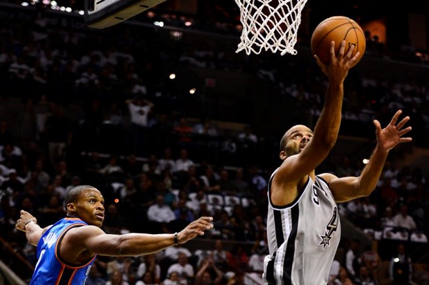 Video: Parker vodio Spurse kroz dva produžetka do pobjede kod Raptorsa