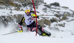 Saša Tršinski odlična treća na FIS veleslalomu u Zinalu