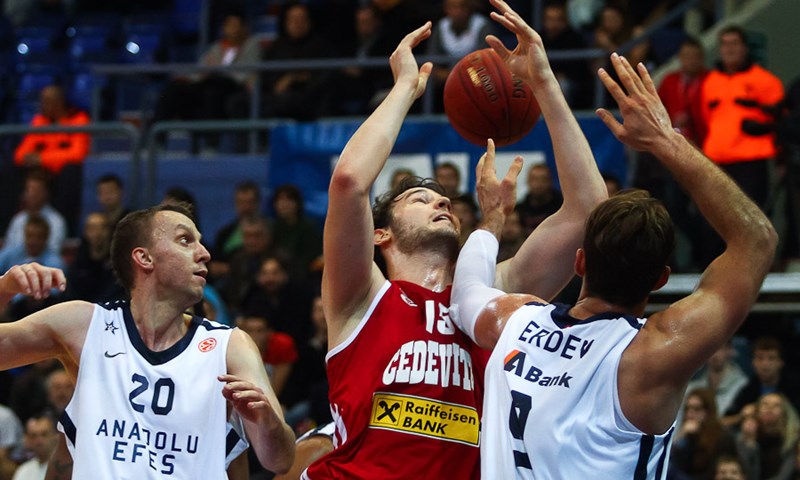 Anadolu Efes bez finala turskog prvenstva, Banvit priredio iznenađenje