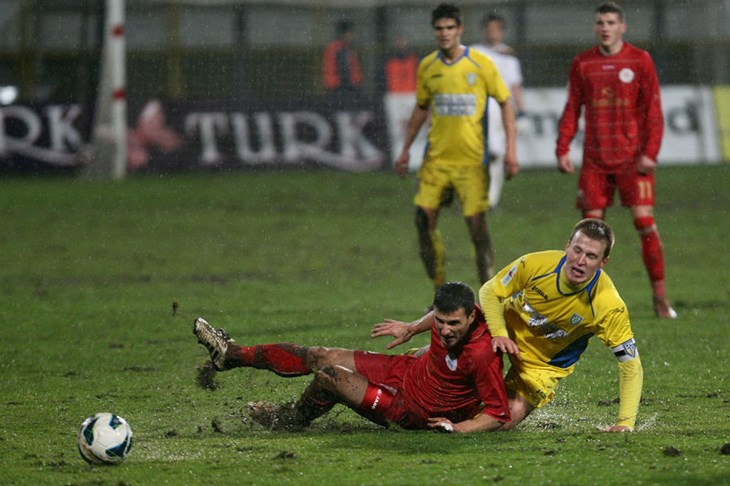 Magić debitirao remijem:  Inter i Split odigrali utakmicu bez golova