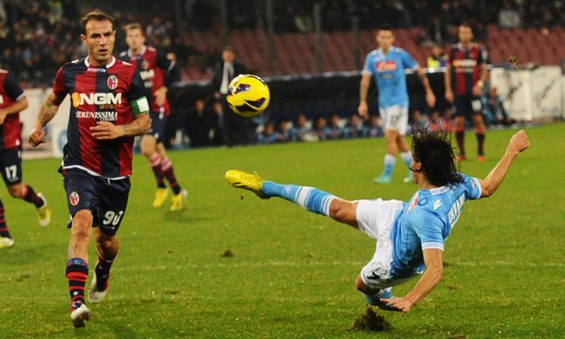 Video: Bologna s dva kasna pogotka spriječila povratak Napolija na drugo mjesto