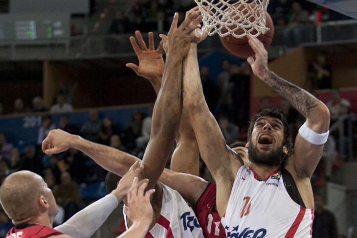 Tabakova Caja skinula i europske prvake, Darko Planinić debitirao u porazu Maccabija