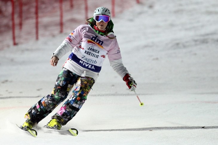 Video: Nika Fleiss do nogu pomela jaku konkurenciju na Sljemenu, Janica u cilju bez štapa
