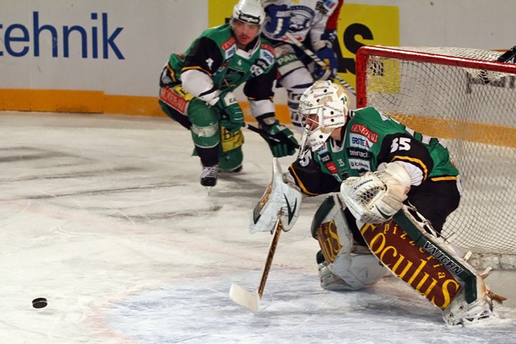 I vratari konja za utrku imaju. Ili barem kacigu