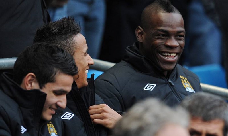 Tevez: "Pokušavam pomoći Balotelliju. Bio sam u njegovoj koži"