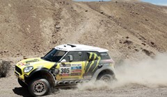 Video: Peterhansel učvrstio i povećao vodstvo ispred Al-Attiyaha nakon pete etape relija Dakar