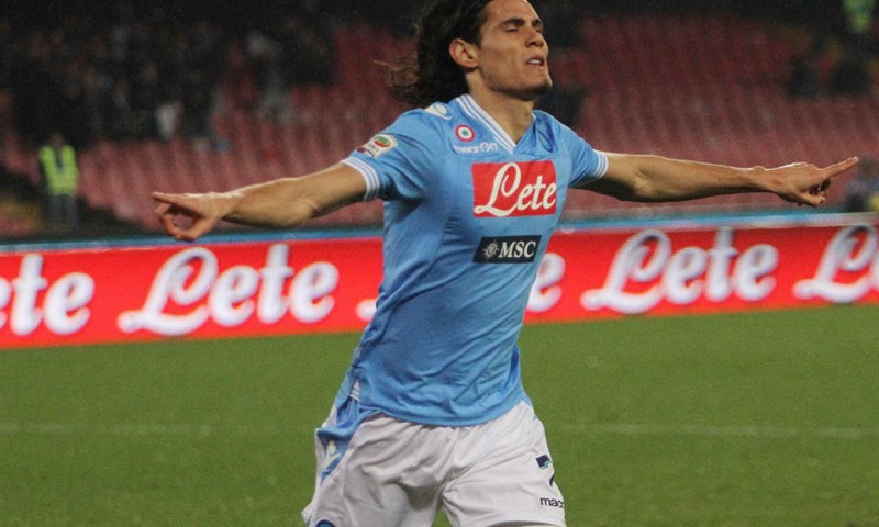 Napoli slavio u Torinu: hat-trick Džemailija, Cavani u 25 minuta skrivio penal i zabio dva gola