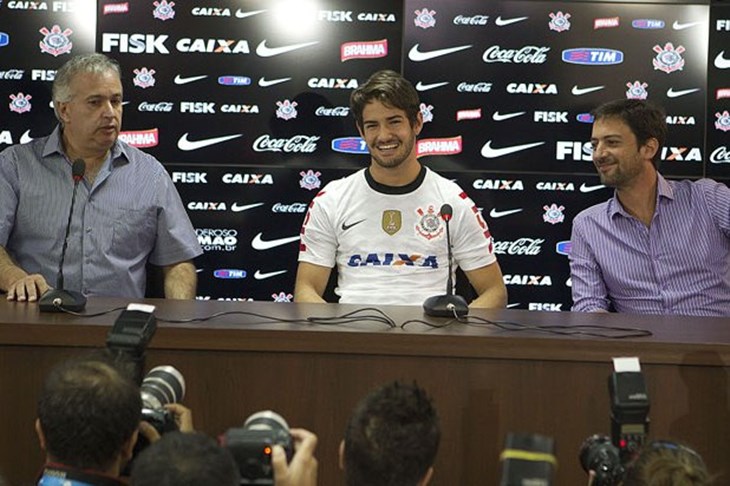 Pato službeno predstavljen u Corinthiansu: "Svi su me lijepo primili. Počašćen sam što sam ovdje"