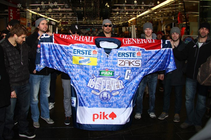 Medveščak navijačima predstavio povijesni dres za Arena Ice Fever