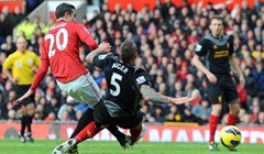 Video: Van Persie i Vidić srušili Liverpool na Old Traffordu, Redsima nije pomogao prvijenac Sturridgea