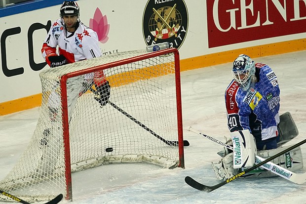 Prekasno buđenje Medveščaka u Areni: fenjeraš Innsbruck osladio se bodovima