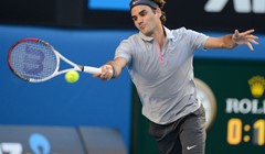 Federer prošao jedan i izborio novi zvučni izazov, Murray požurio na vrućini