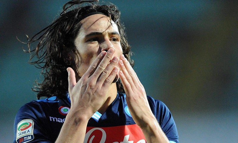 Wenger: "Sviđa mi se Cavani, a siguran sam 99 posto u potpisivanje ugovora s Walcottom"