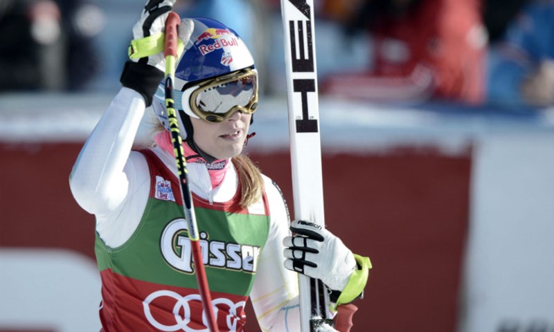 Tjedan dana nakon povratka utrkama Lindsey Vonn osvojila spust u Cortini d'Ampezzo