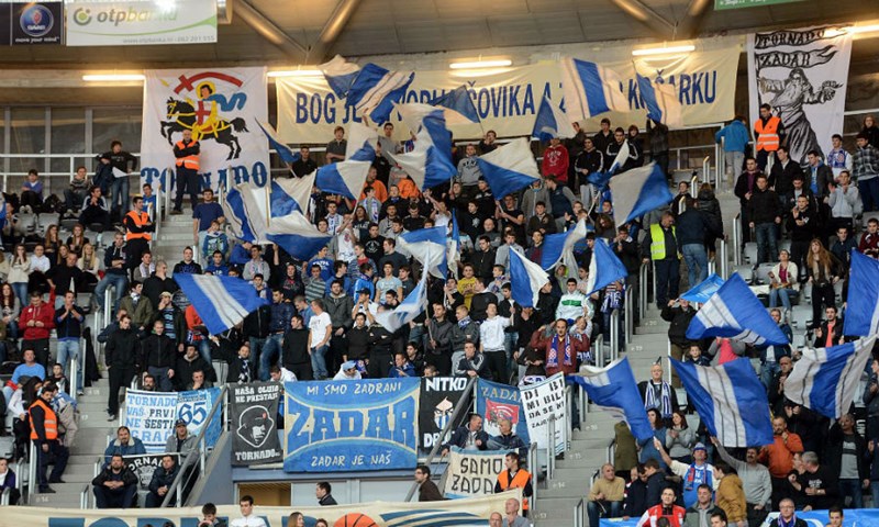 Kazna za Zadar zbog ponašanja publike, zatvorena gotovo čitava dvorana za Krku