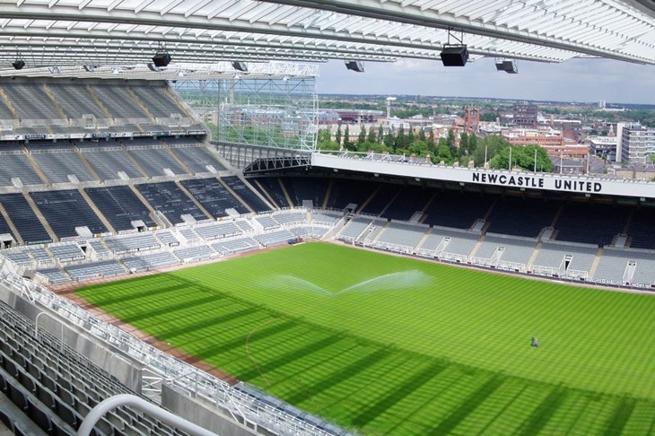 Video: Redsi zavili Newcastle u crveno, šest golova u mreži Elliota