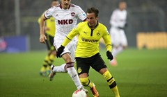Video: Borussia na poljski pogon s 3:0 ispratila Nürnberg iz Dortmunda