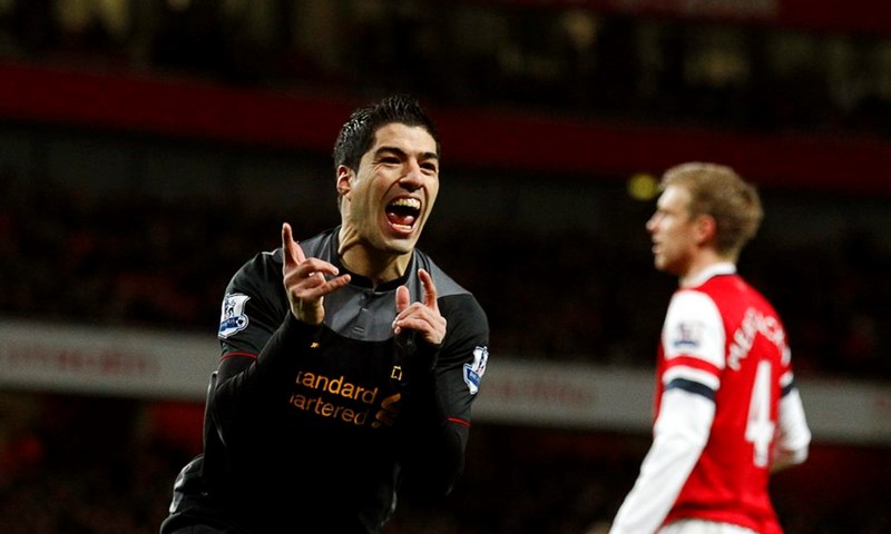 Video: Liverpool prokockao dva gola na Emiratesu, United na Rooneyjev pogon