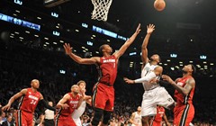 Video: LeBron vukao Heat u Brooklynu, Lakersi posrnuli u Arizoni