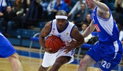 Cibona ponovno "krvarila" za pobjedu, Blassingameova tricaška serija slomila Žute