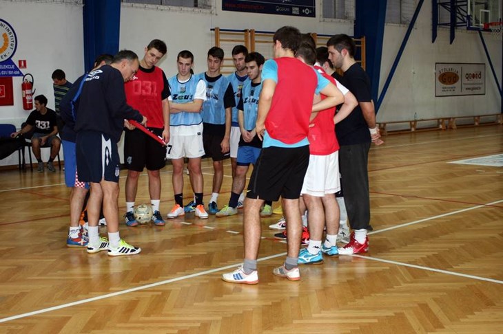 Promocija futsala i podrška Nori: Mićo Martić i Matija Đulvat odradili trening s igračima Osijeka 031