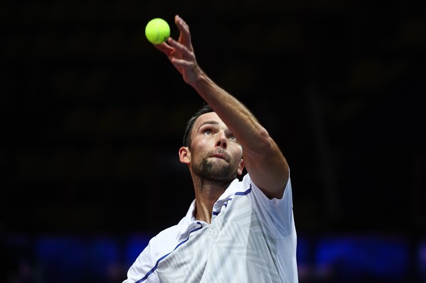 Tomic bez break lopte izbacio Karlovića na početku kvalifikacija Pariza