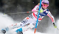 Maria Höfl-Riesch olimpijskom naslovu dodala svjetski, Maze srebrna, Fenninger odustala