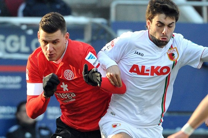 Video: Klasnić bez prilike s klupe, Augsburg iskoristio igrača više za bod