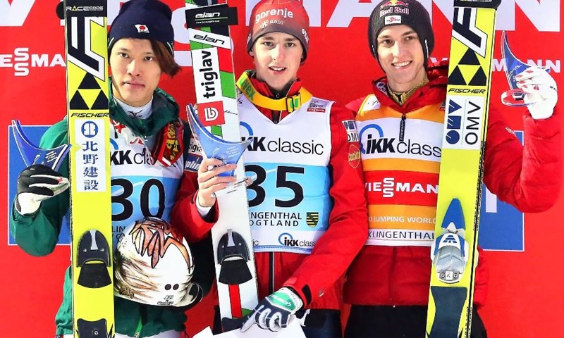 Video: Slovenska senzacija Jaka Hvala osvojio Klingenthal