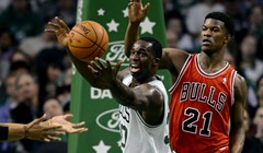 Video: Celticsima obrambena bitka protiv Bullsa, Knicksi razočarani kod kuće