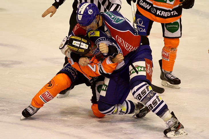 Branič s 408 NHL utakmica postao Medvjed