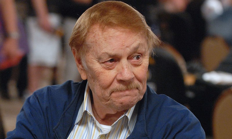 Jerry Buss: Znanstvenik koji je donio zabavu u Hollywood i NBA