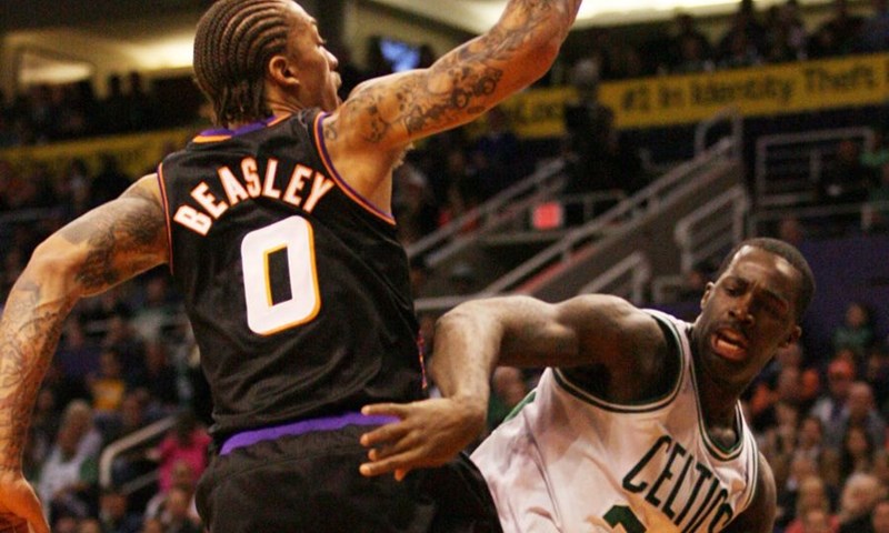 Michael Beasley ipak ostao u Miamiju, potpisan ugovor do kraja sezone