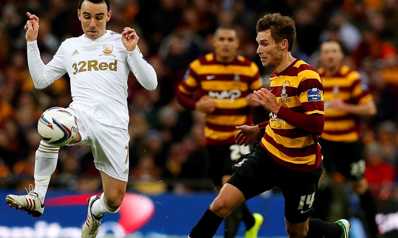 Video: Swansea s pet golova deklasirao Bradford i osvojio Capital One kup