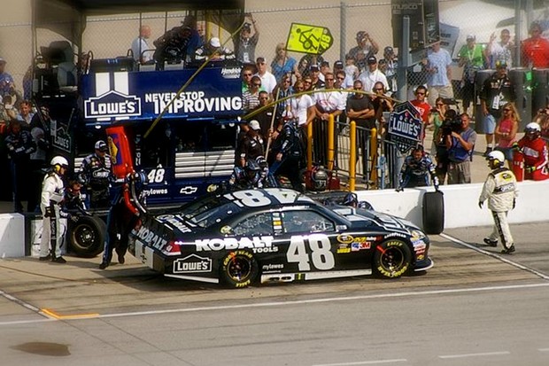 Video: Johnson drugi put u karijeri osvojio Daytonu 500, Patrick se upisala u povijest