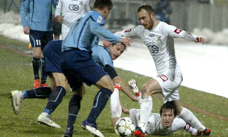 Po teškom terenu u Vinkovcima Rijeka traži prvu gostujuću pobjedu nad Cibalijom nakon sedam godina