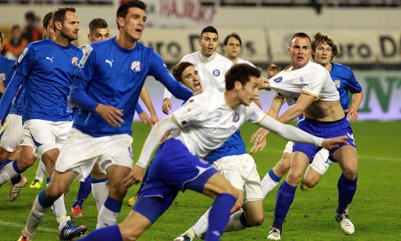 Dinamo nastavlja s Osijekom, Hajduk s Istrom 1961, derbi na Maksimiru u zadnjem kolu