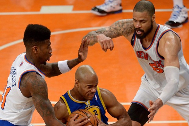 Video: Nezaustavljivi Stephen Curry Knicksima utrpao 54 poena i izgubio, Sunsi šokirali Spurse